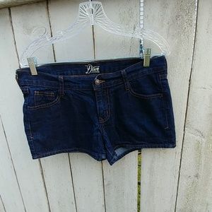 Old Navy Diva jean shorts Size 6